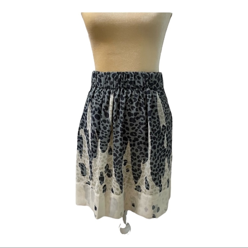 CAbi Skin Print Bella Skirt Style 401 Size Small Animal Print Cream Gray